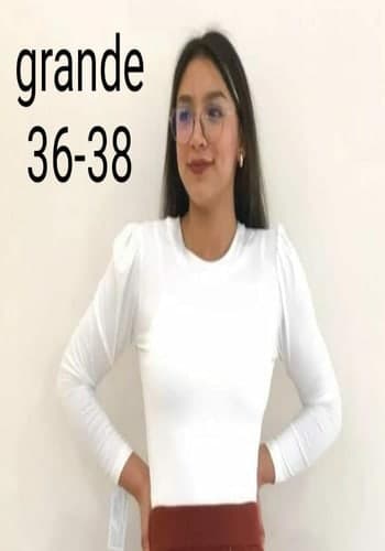 Blusa larga color Blanco talla Grande  estilo Manga aglobada larga 