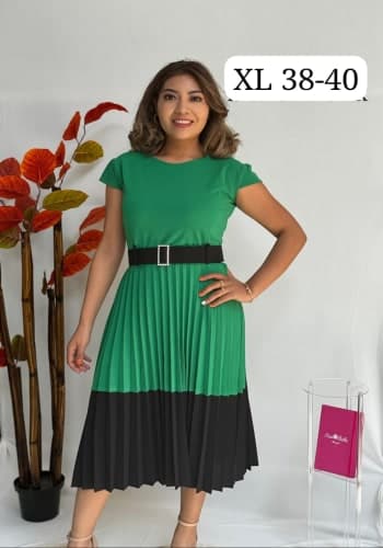 Vestido  largo color Verde keli talla Extragrande  estilo Tableado